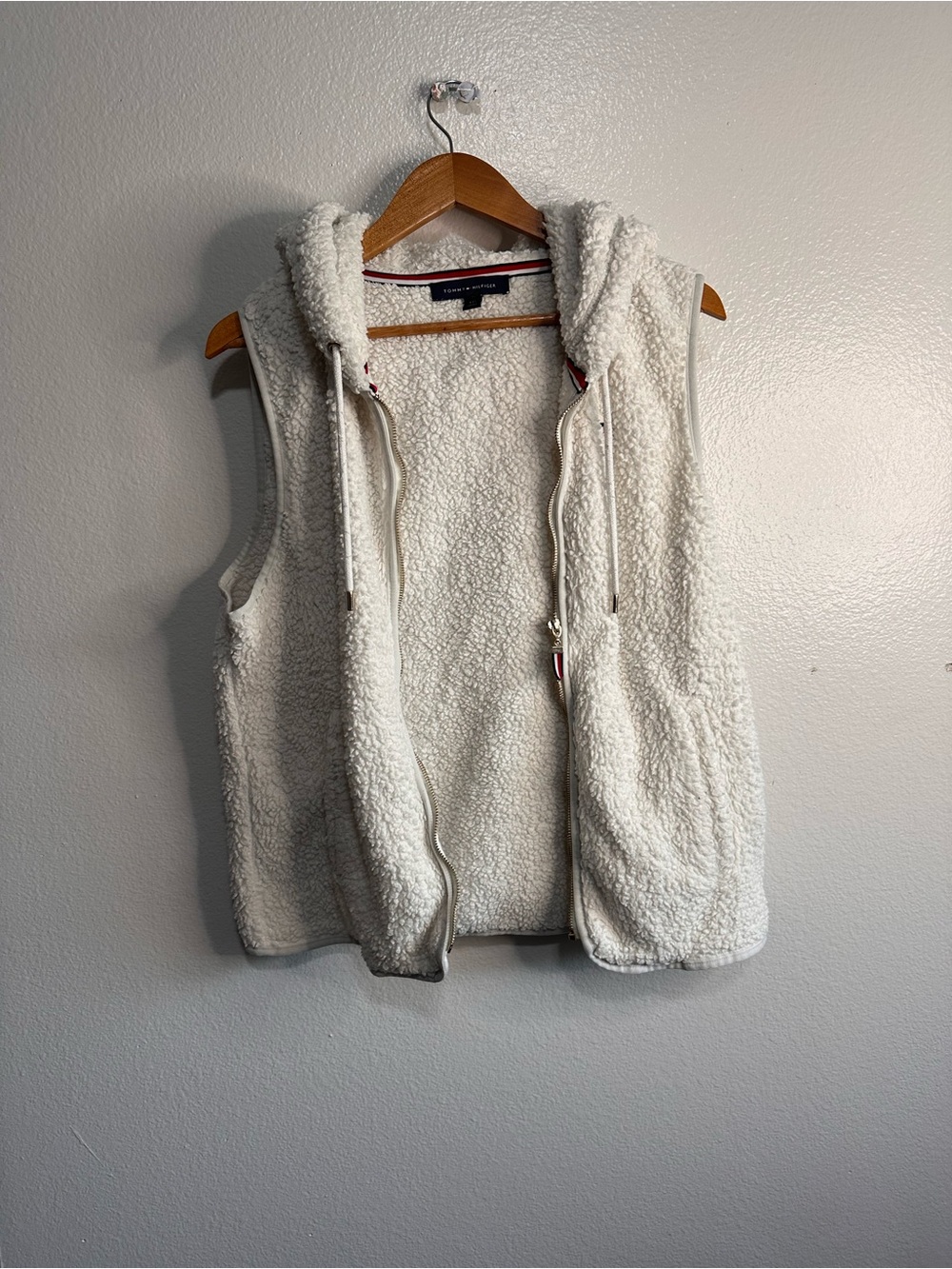 Tommy Hilfiger Cream Sherpa Hooded Zip Vest
